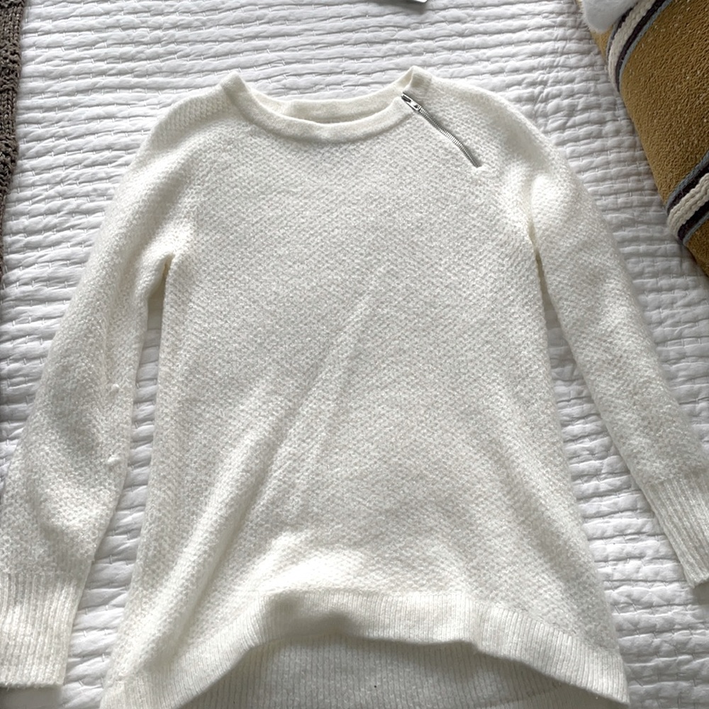 Abercrombie&Fitch High low sweater silver zipper